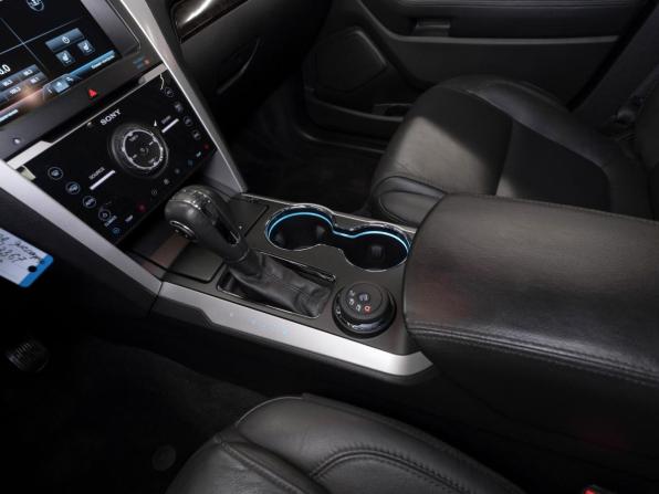 Ford Explorer V с пробегом 2014 года, цена 2 280 000 рублей, 100042 км, внедорожник, Автокод Объявления