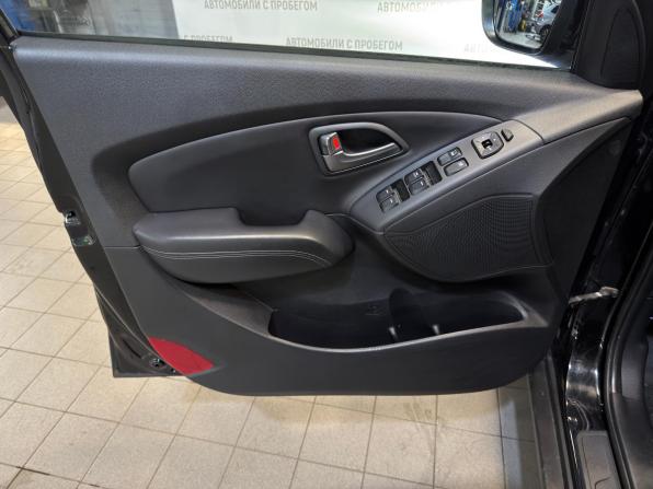 Hyundai ix35 I Рестайлинг с пробегом 2015 года, цена 1 359 000 рублей, 127756 км, внедорожник, Автокод Объявления