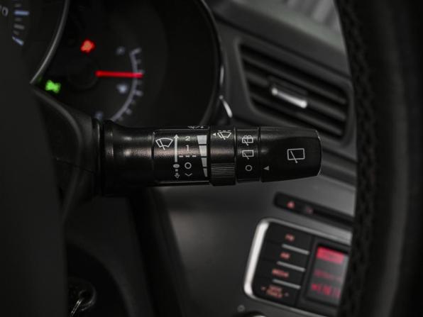Kia Rio III Рестайлинг с пробегом 2016 года, цена 1 048 000 рублей, 90382 км, хэтчбек, Автокод Объявления
