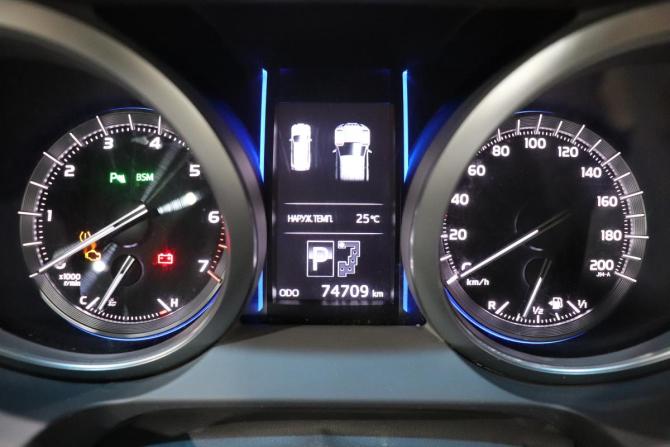 Toyota Land Cruiser Prado 150 Series Рестайлинг 1 с пробегом 2016 года, цена 4 780 000 рублей, 74709 км, внедорожник, Автокод Объявления