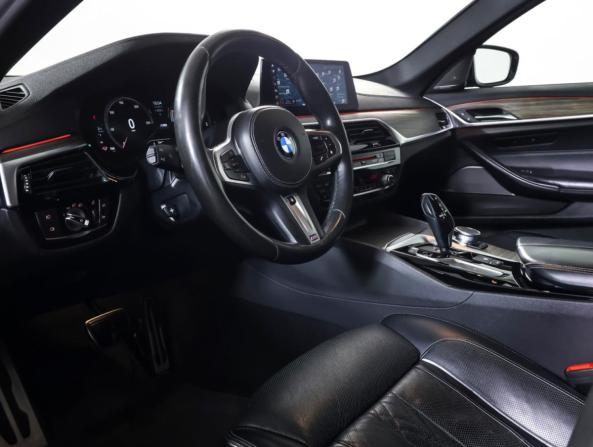 BMW 5 серии VII (G30/G31/G38) с пробегом 2019 года, цена 4 012 000 рублей, 147917 км, седан, Автокод Объявления