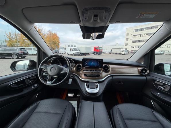 Mercedes-Benz V-Класс III (W447) Рестайлинг с пробегом 2022 года, цена 6 700 000 рублей, 70611 км, минивэн, Автокод Объявления