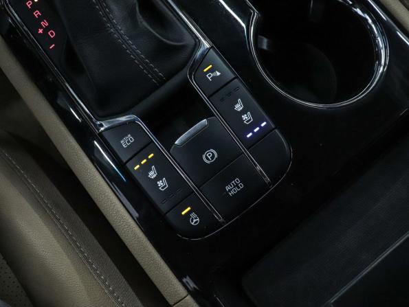 Kia Carnival III с пробегом 2019 года, цена 2 840 000 рублей, 96590 км, минивэн, Автокод Объявления