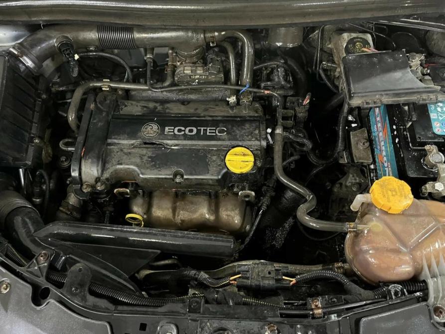 Opel Corsa D Буинск  - изображение 7