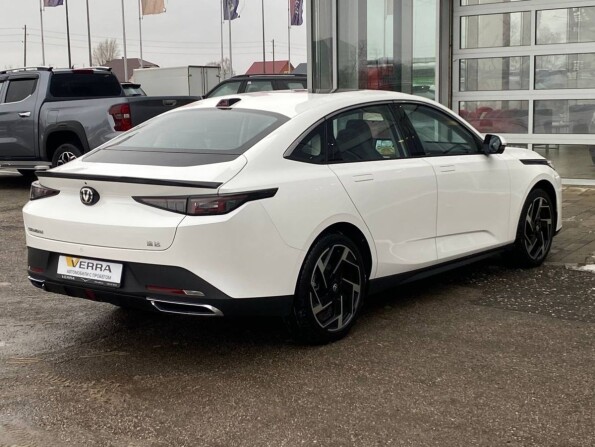 Changan Lamore с пробегом 2023 года, цена 1 990 000 рублей, 8343 км, седан, Автокод Объявления