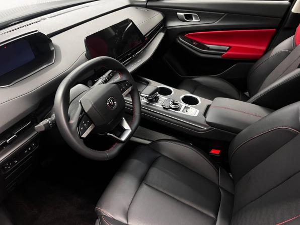 Changan UNI-S (CS55 Plus) с пробегом 2024 года, цена 2 260 000 рублей, 11813 км, внедорожник, Автокод Объявления