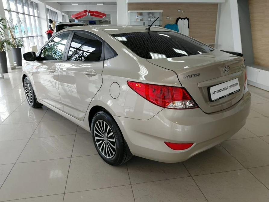 Hyundai Solaris I Москва  - изображение 7