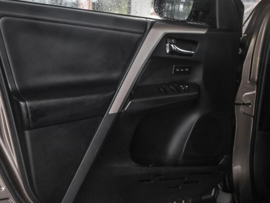 Toyota RAV4 IV (XA40) Рестайлинг Санкт-Петербург  - изображение 21