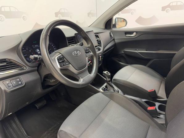 Hyundai Solaris II Рестайлинг с пробегом 2020 года, цена 1 300 000 рублей, 113602 км, седан, Автокод Объявления