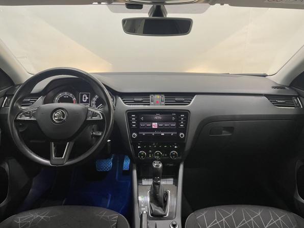 Skoda Octavia III (A7) Рестайлинг с пробегом 2019 года, цена 1 789 000 рублей, 124672 км, лифтбек, Автокод Объявления