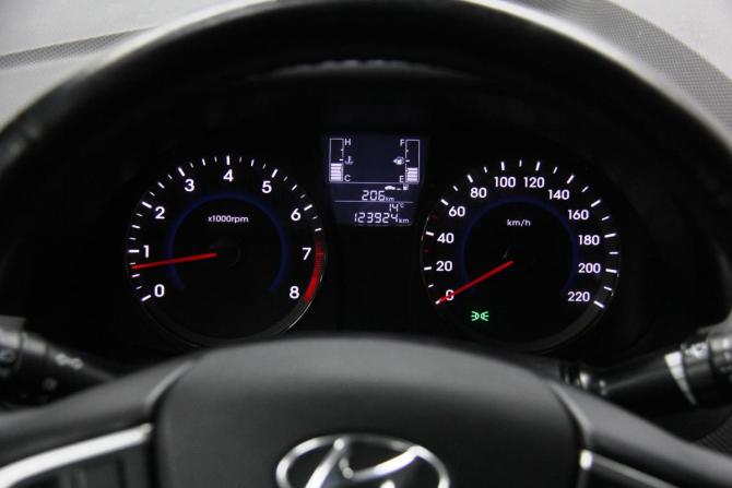 Hyundai Solaris I Рестайлинг с пробегом 2016 года, цена 1 075 000 рублей, 123924 км, седан, Автокод Объявления