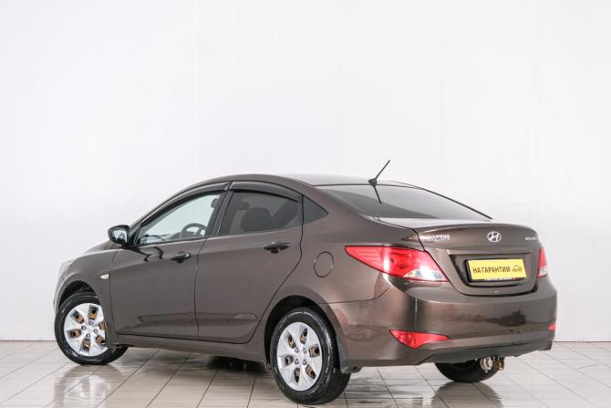 Hyundai Solaris I Рестайлинг с пробегом 2014 года, цена 679 000 рублей, 300000 км, седан, Автокод Объявления