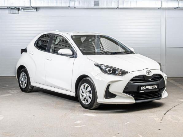 Toyota Yaris IV с пробегом 2020 года, цена 1 275 000 рублей, 139385 км, хэтчбек, Автокод Объявления
