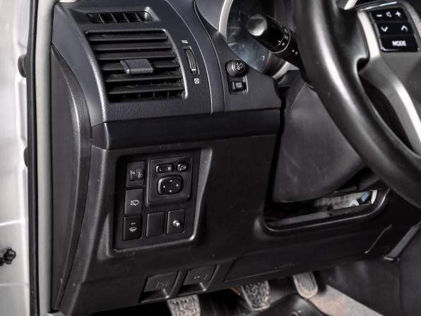 Toyota Land Cruiser Prado 150 Series с пробегом 2013 года, цена 2 500 000 рублей, 193988 км, внедорожник, Автокод Объявления