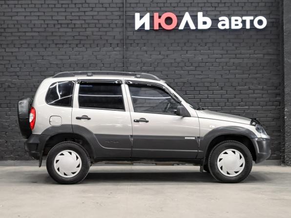Chevrolet Niva I Рестайлинг с пробегом 2012 года, цена 350 000 рублей, 253594 км, внедорожник, Автокод Объявления