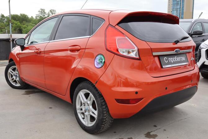 Ford Fiesta Mk6 Рестайлинг с пробегом 2015 года, цена 649 000 рублей, 189000 км, хэтчбек, Автокод Объявления