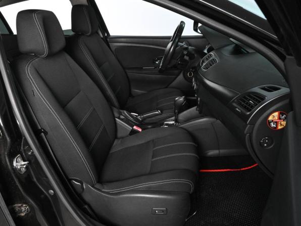 Renault Fluence I Рестайлинг с пробегом 2013 года, цена 965 000 рублей, 151218 км, седан, Автокод Объявления