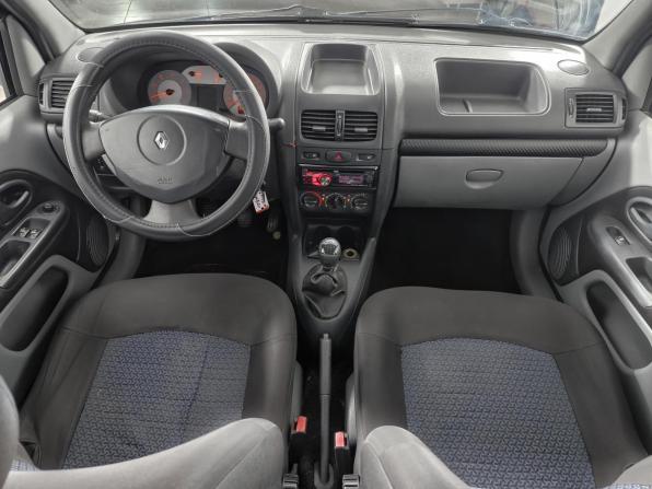 Renault Symbol I Рестайлинг 2 с пробегом 2007 года, цена 228 000 рублей, 255815 км, седан, Автокод Объявления
