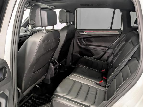 Volkswagen Tiguan II Рестайлинг с пробегом 2021 года, цена 3 615 000 рублей, 96243 км, внедорожник, Автокод Объявления