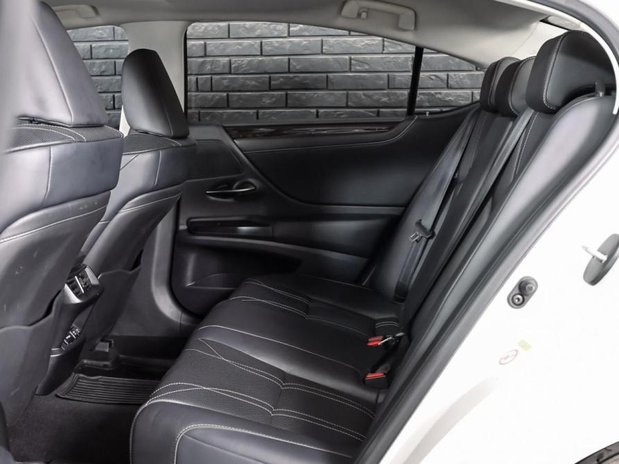 Lexus ES VII Екатеринбург  - изображение 28