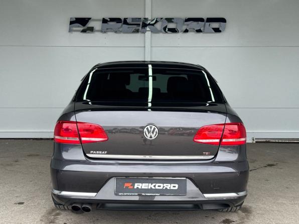 Volkswagen Passat B7 с пробегом 2011 года, цена 1 199 000 рублей, 150000 км, седан, Автокод Объявления