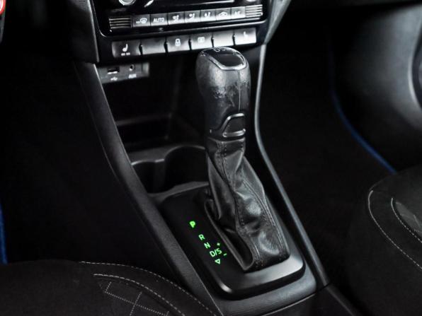 Skoda Rapid I с пробегом 2017 года, цена 1 200 000 рублей, 163774 км, лифтбек, Автокод Объявления