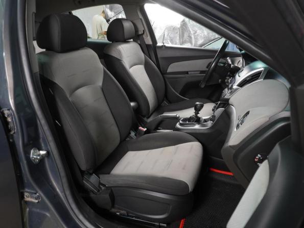 Chevrolet Cruze I Рестайлинг с пробегом 2013 года, цена 749 000 рублей, 217691 км, хэтчбек, Автокод Объявления