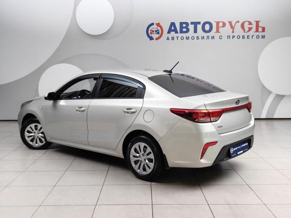 Kia Rio IV с пробегом 2018 года, цена 1 295 000 рублей, 113500 км, седан, Автокод Объявления