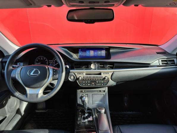 Lexus ES VI с пробегом 2013 года, цена 2 130 000 рублей, 181741 км, седан, Автокод Объявления