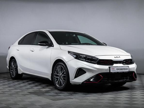 Kia Cerato IV Рестайлинг с пробегом 2022 года, цена 2 429 000 рублей, 29500 км, седан, Автокод Объявления