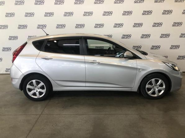 Hyundai Solaris I с пробегом 2013 года, цена 749 000 рублей, 144165 км, хэтчбек, Автокод Объявления