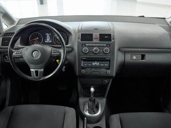 Volkswagen Touran I Рестайлинг 2 с пробегом 2014 года, цена 752 000 рублей, 162198 км, компактвэн, Автокод Объявления