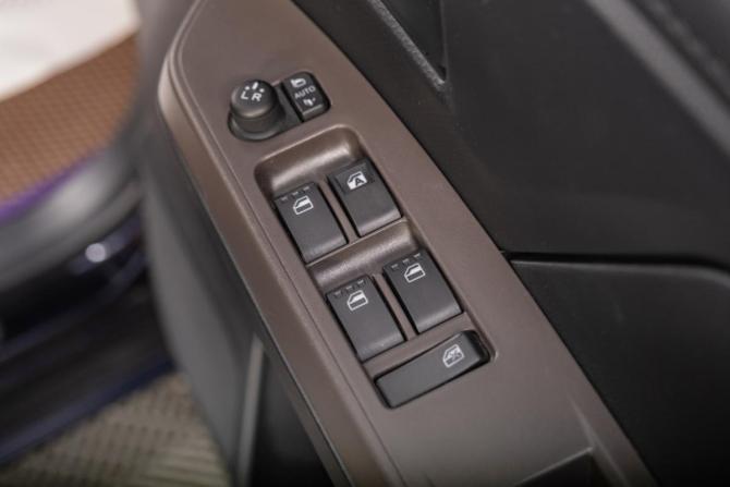 Toyota Roomy I Рестайлинг с пробегом 2021 года, цена 1 199 000 рублей, 79105 км, микровэн, Автокод Объявления