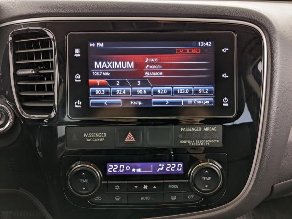 Mitsubishi Outlander III Рестайлинг 2 с пробегом 2017 года, цена 2 150 000 рублей, 113346 км, внедорожник, Автокод Объявления