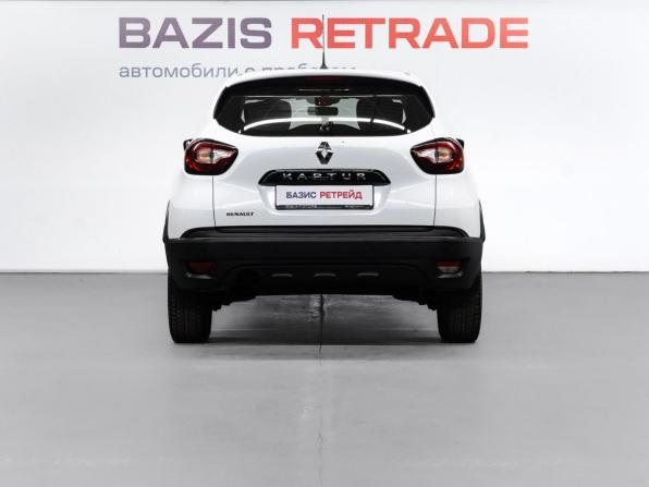 Renault Kaptur I с пробегом 2017 года, цена 1 069 000 рублей, 218992 км, внедорожник, Автокод Объявления