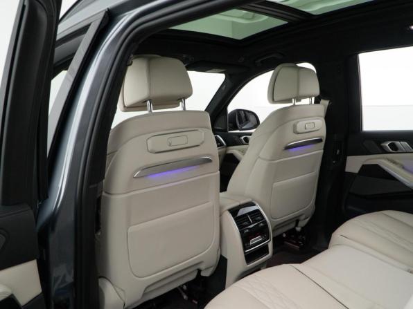BMW X7 I (G07) Рестайлинг с пробегом 2022 года, цена 12 997 077 рублей, 26115 км, внедорожник, Автокод Объявления