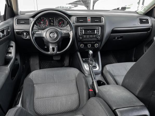 Volkswagen Jetta VI с пробегом 2011 года, цена 859 000 рублей, 240070 км, седан, Автокод Объявления