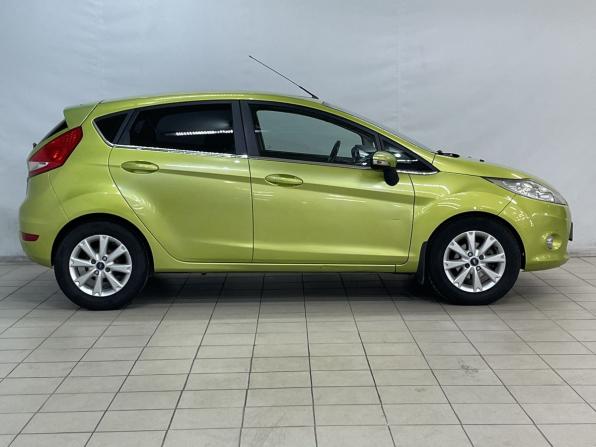 Ford Fiesta Mk6 с пробегом 2011 года, цена 860 000 рублей, 103263 км, хэтчбек, Автокод Объявления
