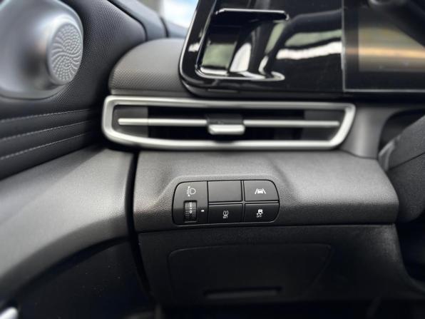 Hyundai Elantra VII (CN7) с пробегом 2021 года, цена 2 100 000 рублей, 18993 км, седан, Автокод Объявления