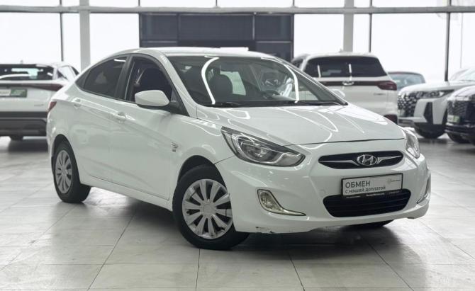 Hyundai Solaris I с пробегом 2011 года, цена 639 000 рублей, 283500 км, седан, Автокод Объявления