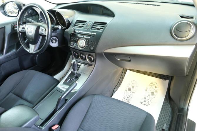 Mazda 3 II (BL) с пробегом 2011 года, цена 969 000 рублей, 197000 км, седан, Автокод Объявления