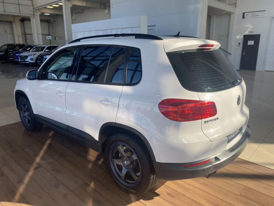 Volkswagen Tiguan I Рестайлинг Саратов  - изображение 4
