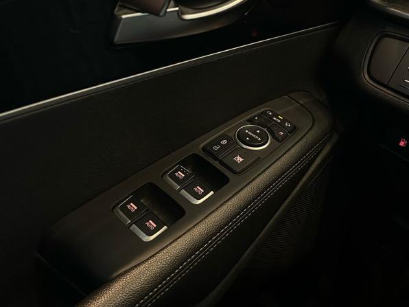 Kia Sorento III Prime Рестайлинг с пробегом 2019 года, цена 2 999 000 рублей, 98346 км, внедорожник, Автокод Объявления