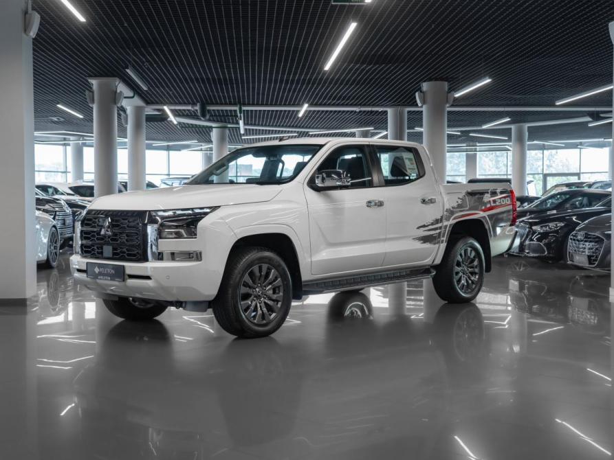 Mitsubishi L200 VI Москва  - изображение 1