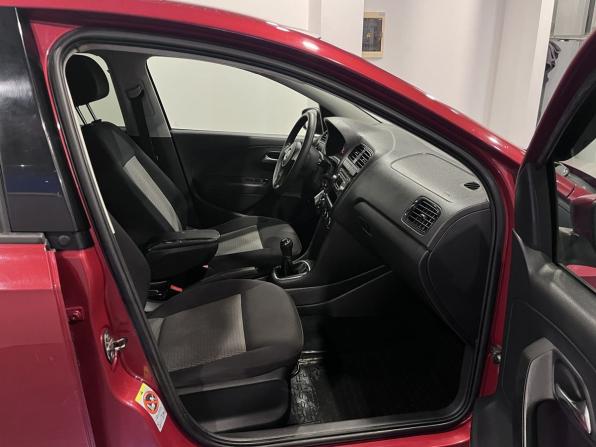 Volkswagen Polo V с пробегом 2011 года, цена 650 000 рублей, 188620 км, седан, Автокод Объявления
