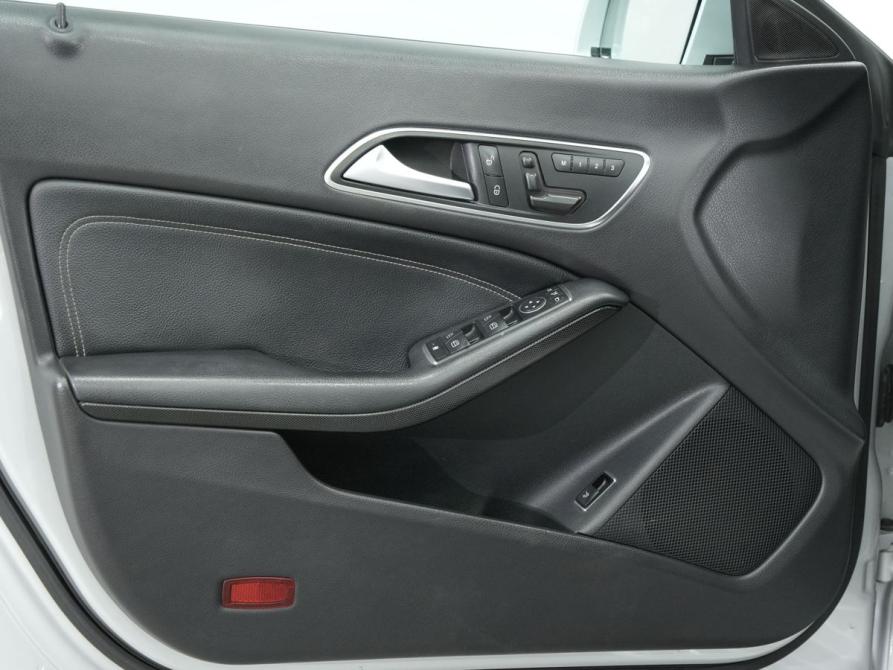 Mercedes-Benz CLA I (C117 X117) Новосибирск  - изображение 17