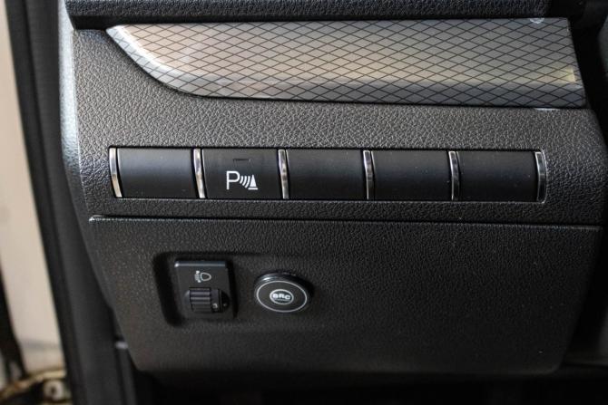 Lada (ВАЗ) Vesta I Рестайлинг (NG) с пробегом 2024 года, цена 1 313 000 рублей, 47179 км, универсал, Автокод Объявления