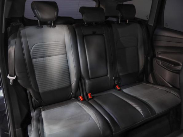 Ford Kuga II Рестайлинг с пробегом 2017 года, цена 1 149 000 рублей, 268934 км, внедорожник, Автокод Объявления