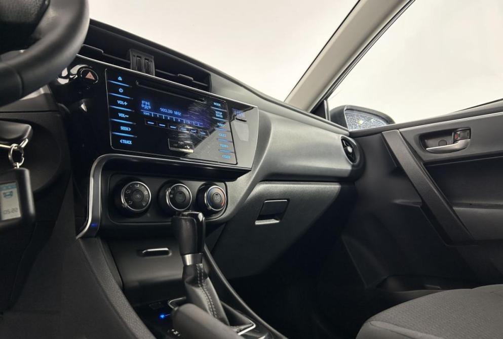 Toyota Corolla XI (E160 E170 E180) Рестайлинг 1 Саранск  - изображение 19