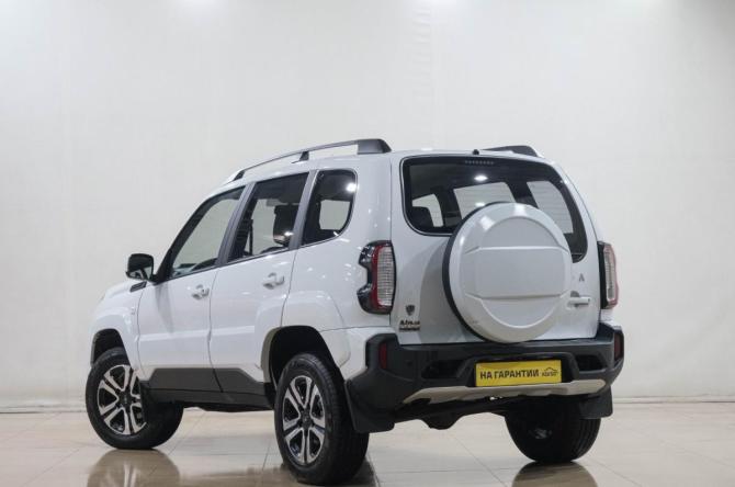 Lada (ВАЗ) Niva Travel I Рестайлинг с пробегом 2025 года, цена 1 299 000 рублей, 8000 км, внедорожник, Автокод Объявления